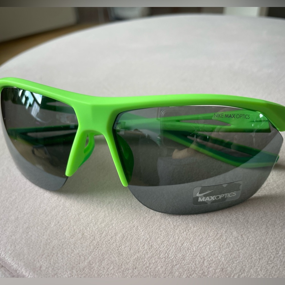 Nike Green Performance Sunglasses Athletic Design
